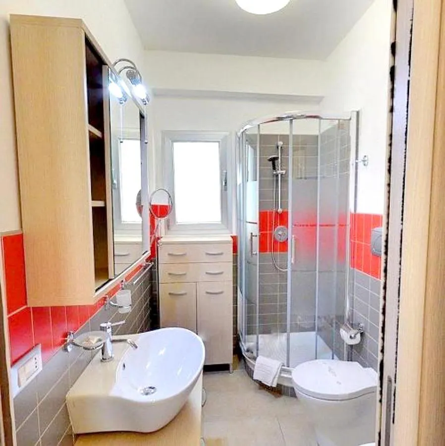 Spacious Apartment With Sea View In Punta Secca