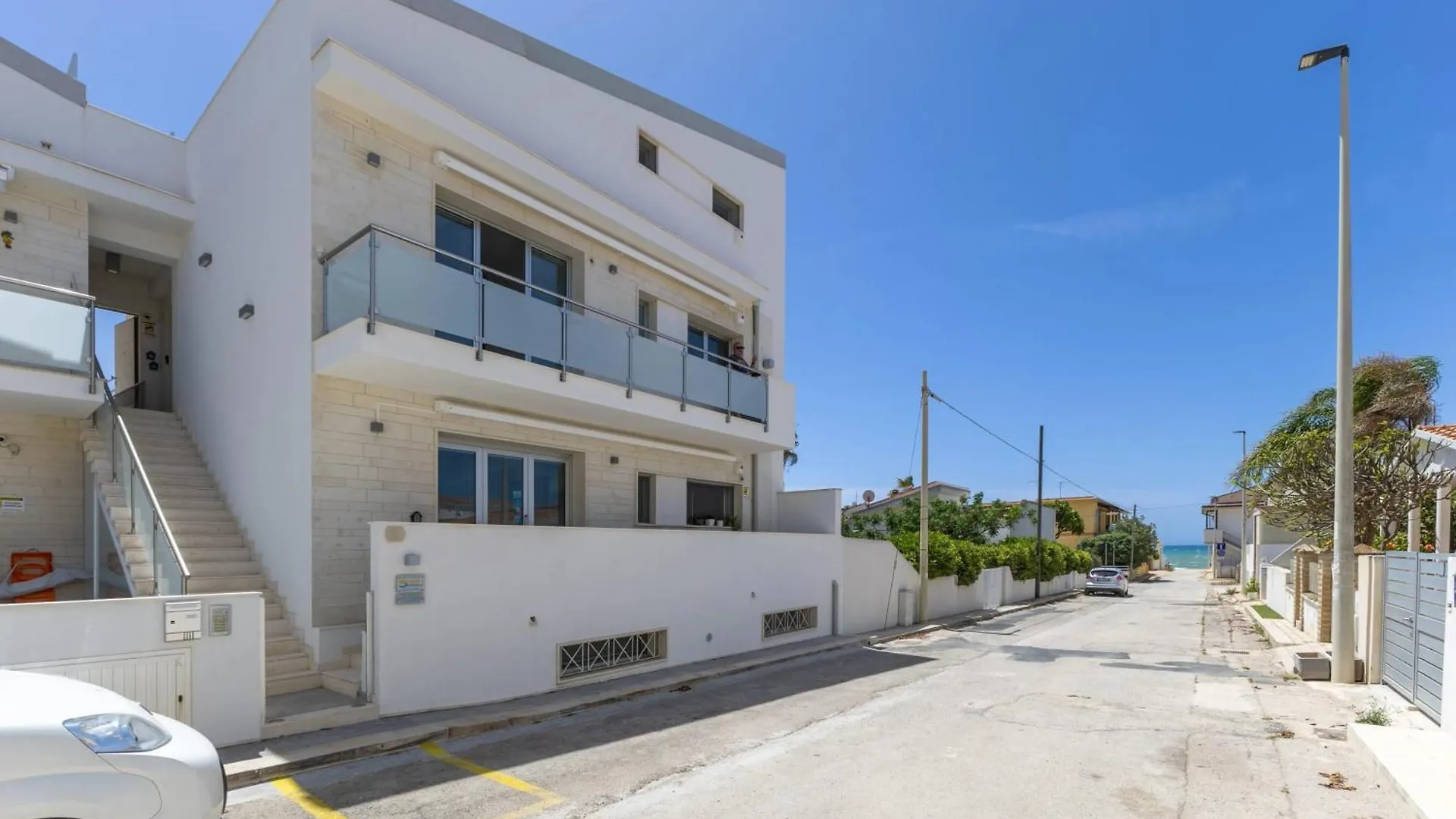 Spacious Apartment With Sea View In Punta Secca 0*,  Ιταλία